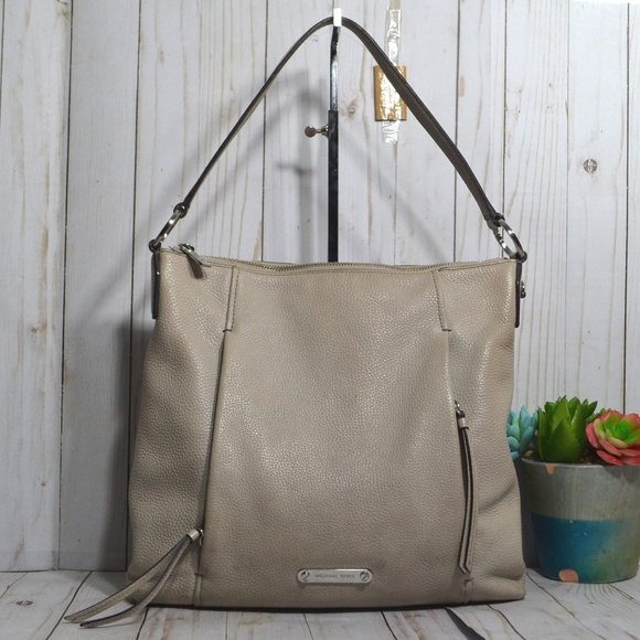 Michael Kors Bowery Large Leather Shoulder Bag - Picture 1 of 6